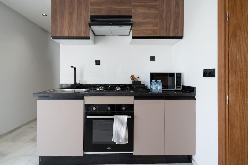 Bright & Comfy 2-bedroom Apartment Casablanca